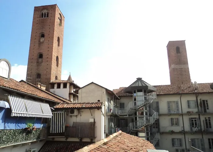 Via Pertinace 1 - * 알바