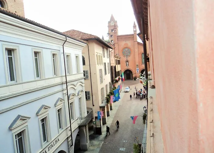 Via Pertinace 1 -